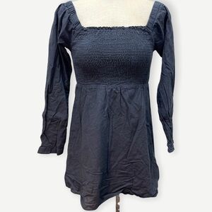 5/$20 Ivy‎ + MAIN black smocked off shoulder tunic top